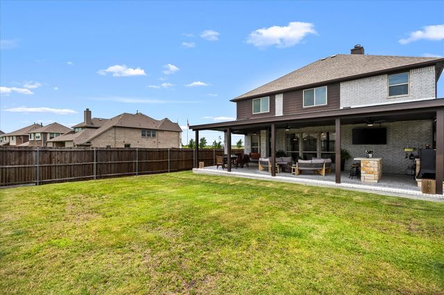 1042 Watercourse Place, Royse City, TX 75189