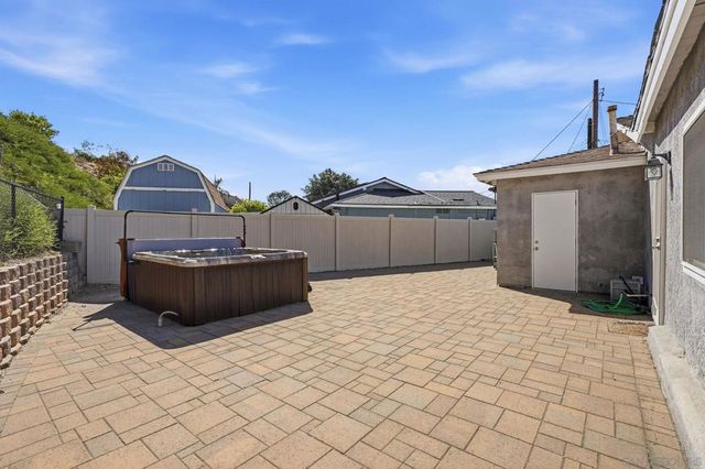 9744 Ramo Ct., Santee, CA 92071