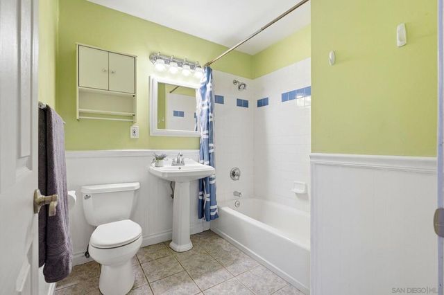 9744 Ramo Ct., Santee, CA 92071