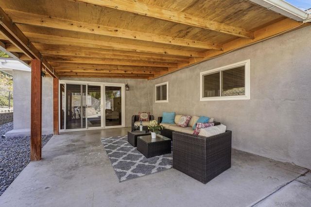 9744 Ramo Ct., Santee, CA 92071