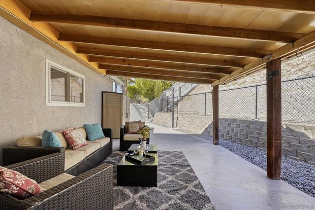 9744 Ramo Ct., Santee, CA 92071
