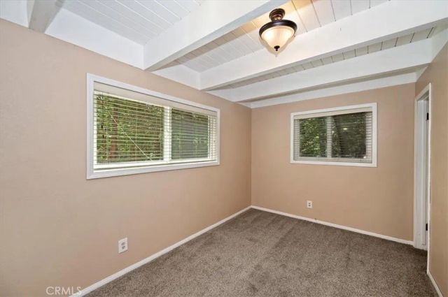 363 Castle Gate, Lake Arrowhead, CA 92352