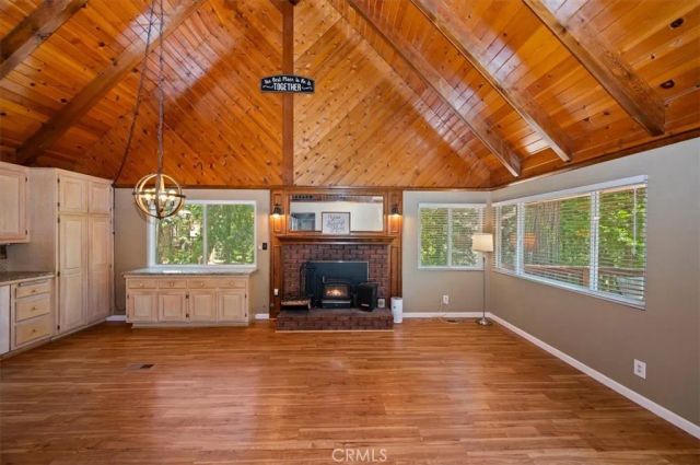 363 Castle Gate, Lake Arrowhead, CA 92352