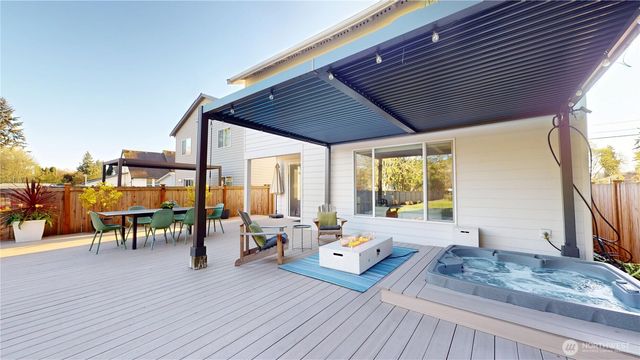 11760 42nd Avenue S, Tukwila, WA 98168