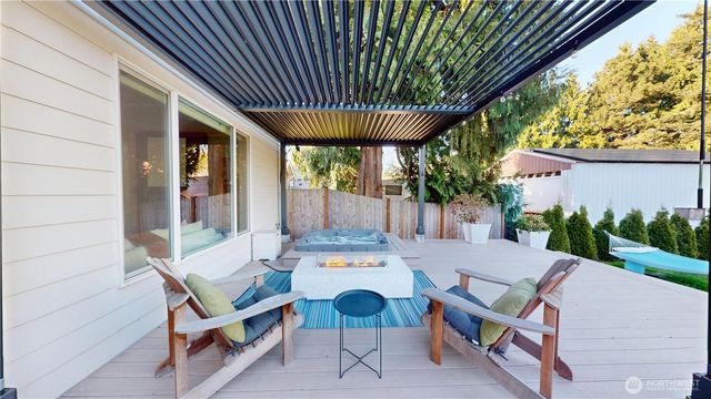 11760 42nd Avenue S, Tukwila, WA 98168