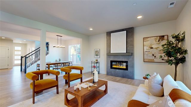 11760 42nd Avenue S, Tukwila, WA 98168