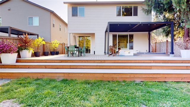 11760 42nd Avenue S, Tukwila, WA 98168