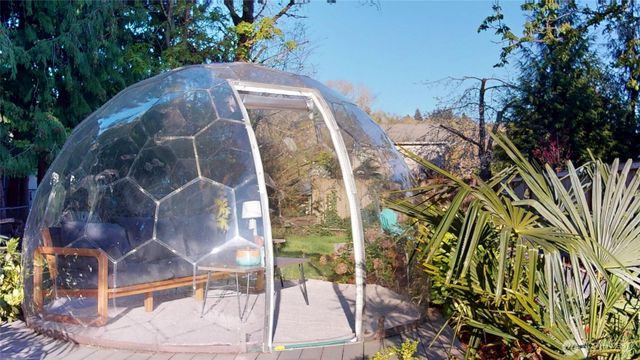 11760 42nd Avenue S, Tukwila, WA 98168