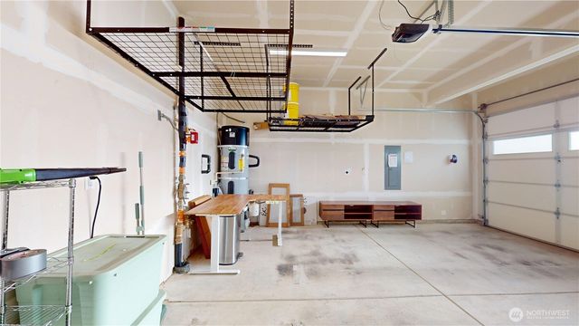 11760 42nd Avenue S, Tukwila, WA 98168