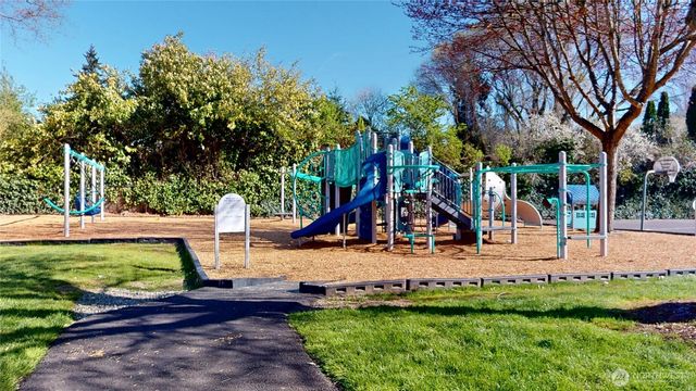 11760 42nd Avenue S, Tukwila, WA 98168