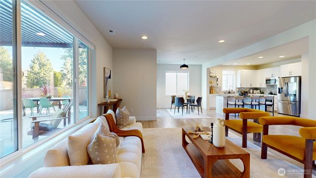 11760 42nd Avenue S, Tukwila, WA 98168