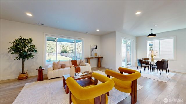 11760 42nd Avenue S, Tukwila, WA 98168