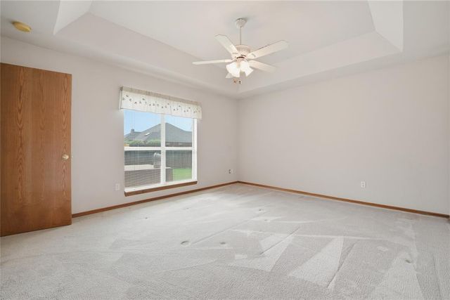 1520 W Diamond Way, Mustang, OK 73064