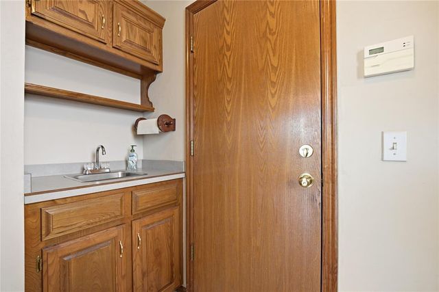 1520 W Diamond Way, Mustang, OK 73064
