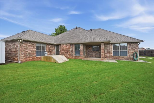 1520 W Diamond Way, Mustang, OK 73064