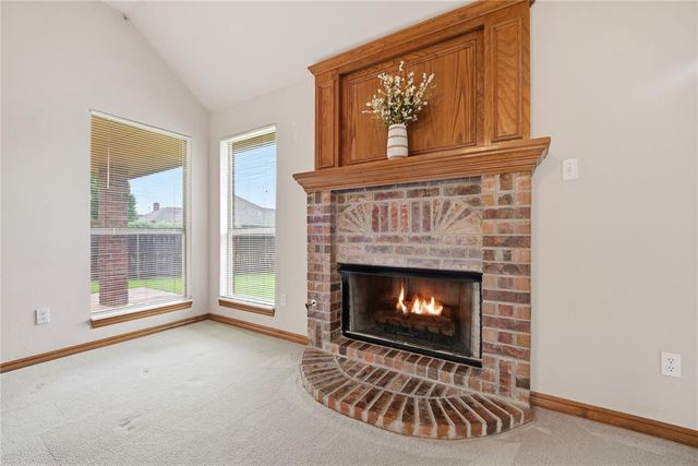 1520 W Diamond Way, Mustang, OK 73064