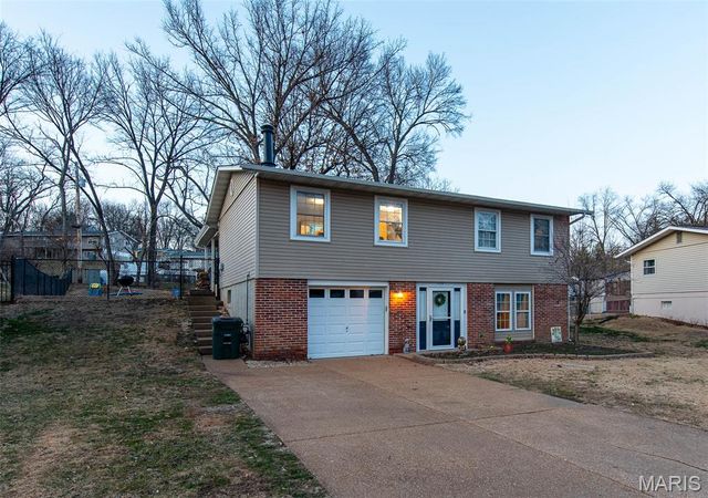 68 Guylyn Drive, Valley Park, MO 63088