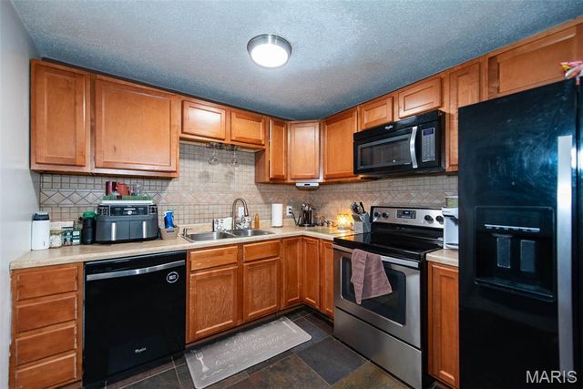 68 Guylyn Drive, Valley Park, MO 63088