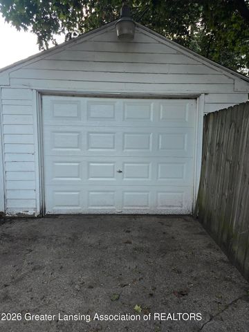 1912 S Rundle Avenue, Lansing, MI 48910