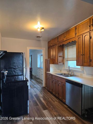 1912 S Rundle Avenue, Lansing, MI 48910