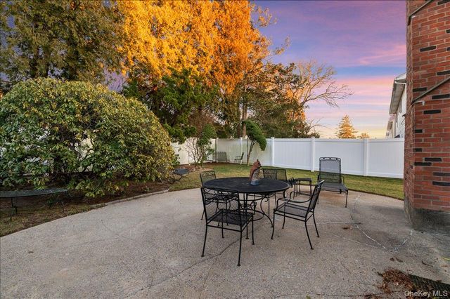 3427 Carey Lane, Baldwin, NY 11510