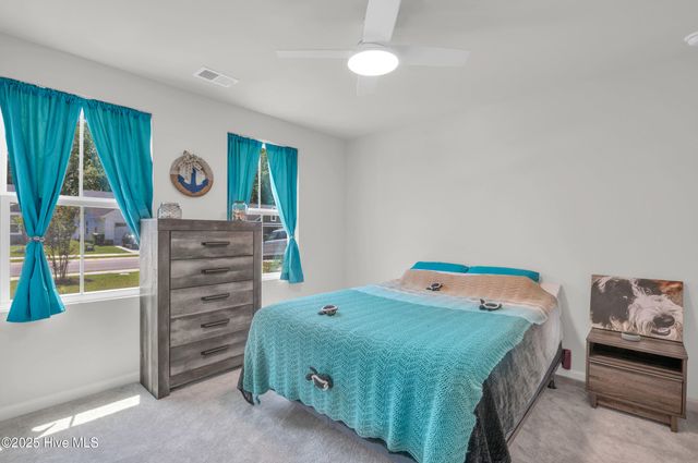 1053 Sharron Creek Drive, Shallotte, NC 28470