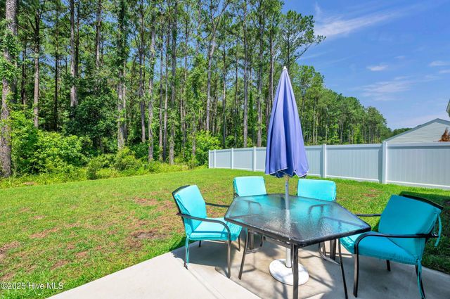 1053 Sharron Creek Drive, Shallotte, NC 28470