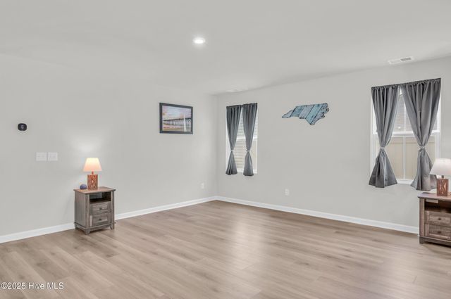 1053 Sharron Creek Drive, Shallotte, NC 28470