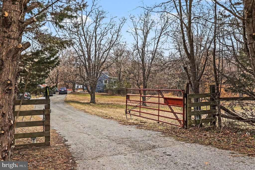 Image 24 of property listing at 2309 MANOR GATE TER, Upper Marlboro, MD 20774