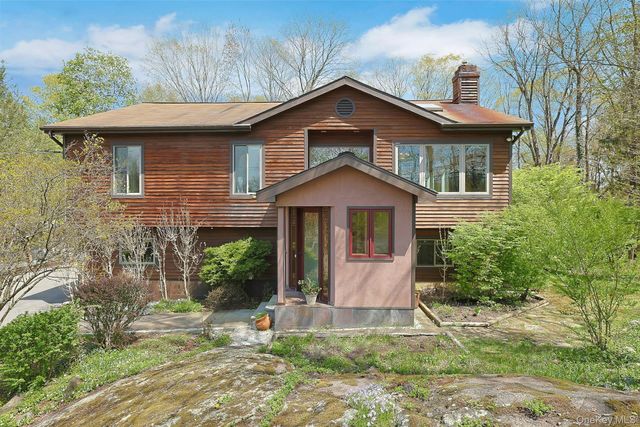 136 Furnace Woods Road, Cortlandt Manor, NY 10567