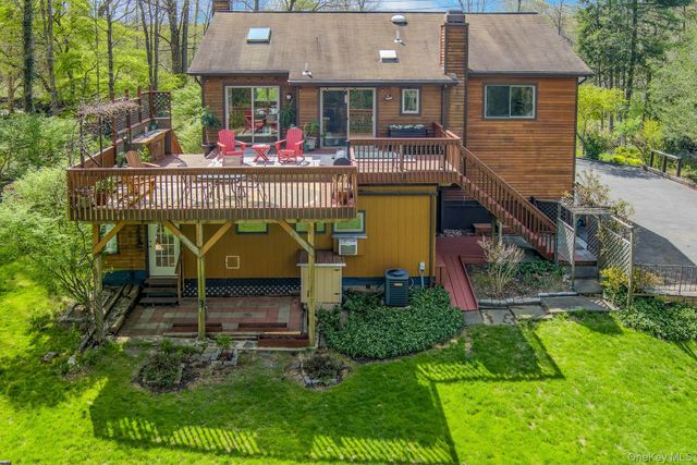 136 Furnace Woods Road, Cortlandt Manor, NY 10567