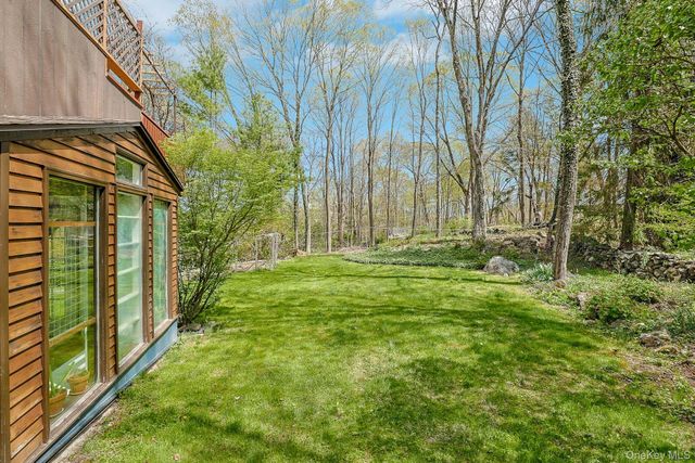 136 Furnace Woods Road, Cortlandt Manor, NY 10567