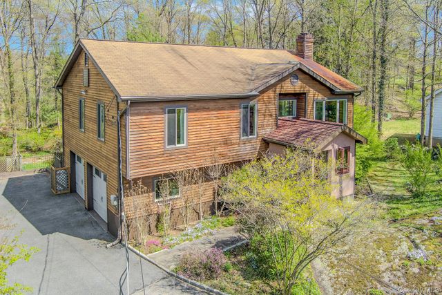 136 Furnace Woods Road, Cortlandt Manor, NY 10567