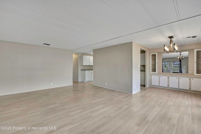 8054 Mission Street, Brooksville, FL 34613