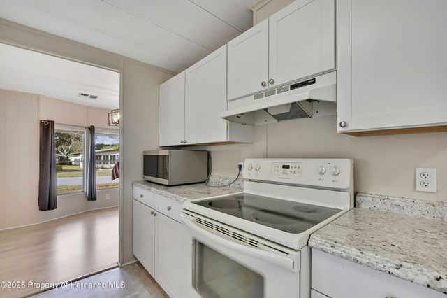 8054 Mission Street, Brooksville, FL 34613