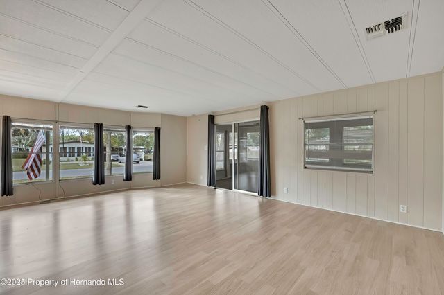 8054 Mission Street, Brooksville, FL 34613