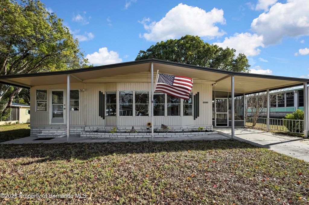 8054 Mission Street, Brooksville, FL 34613