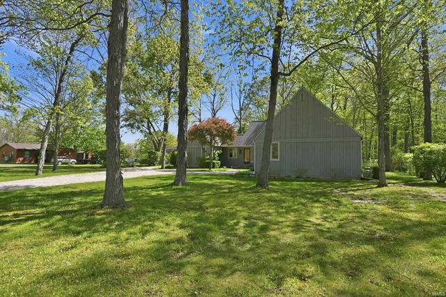 16716 Wappes Road, Churubusco, IN 46723