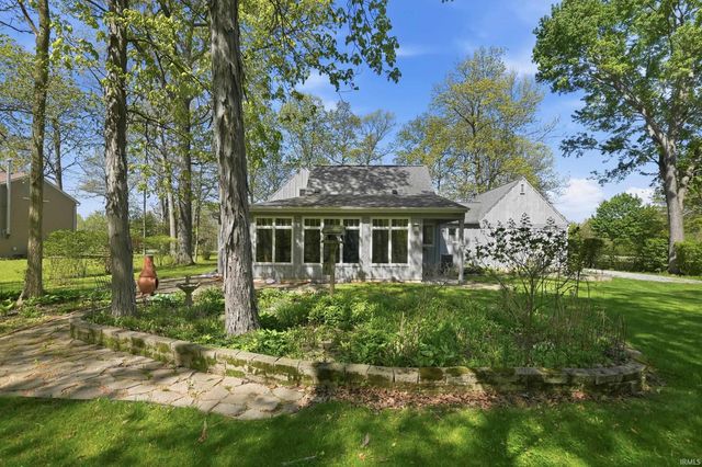 16716 Wappes Road, Churubusco, IN 46723