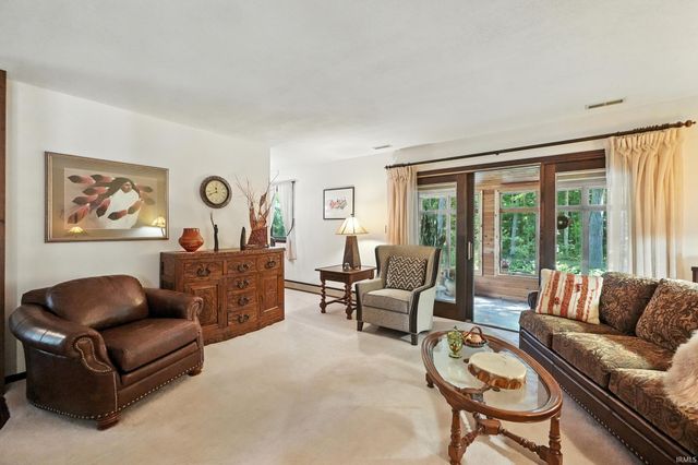 16716 Wappes Road, Churubusco, IN 46723