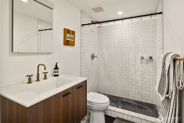 2624 W Plymouth Street, Seattle, WA 98199