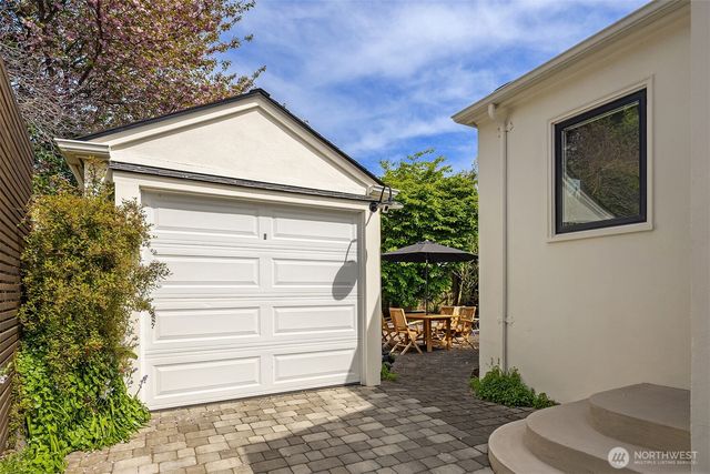 2624 W Plymouth Street, Seattle, WA 98199