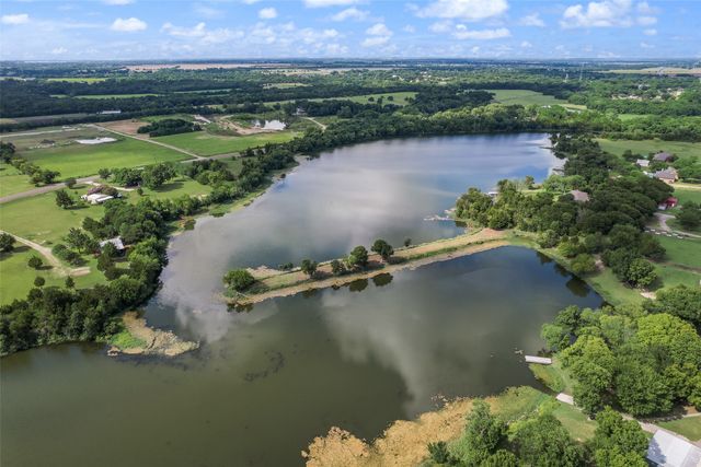 235 Taylor Road, Waxahachie, TX 75165