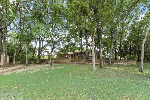 235 Taylor Road, Waxahachie, TX 75165