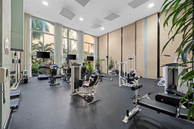 17125 N Bay Rd 3312, Sunny Isles Beach, FL 33160