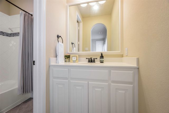 1529 Hennessey Drive, Allen, TX 75013