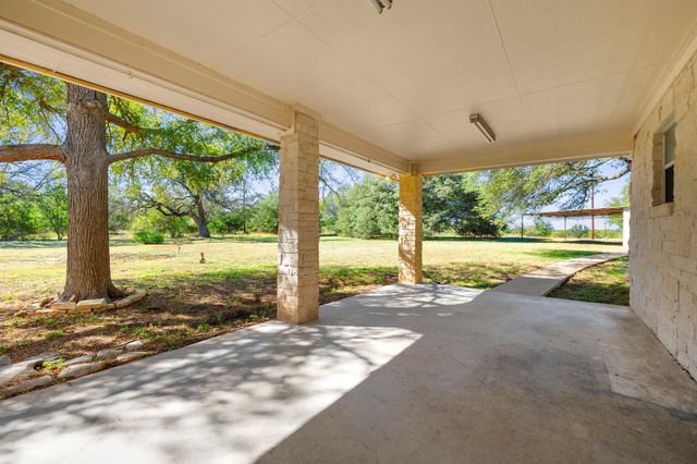 100 County Road 204, Liberty Hill, TX 78642