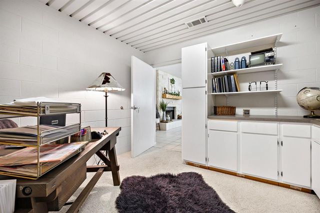 100 County Road 204, Liberty Hill, TX 78642