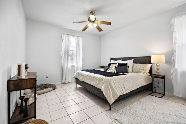 100 County Road 204, Liberty Hill, TX 78642