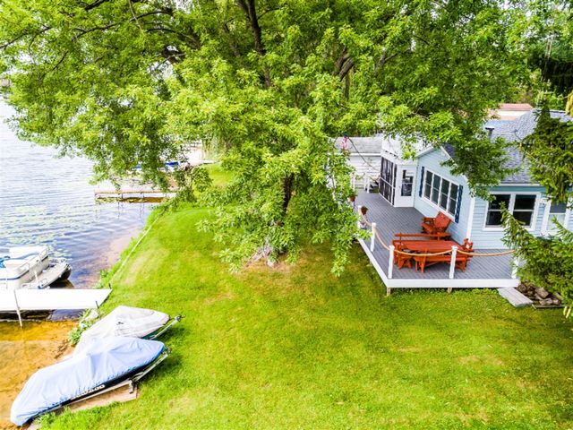 2100 Bass Island Park Drive, Eau Claire, MI 49111